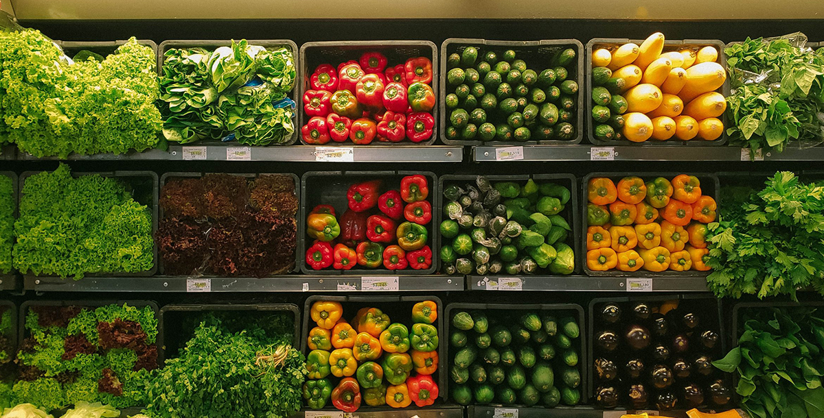 Organic farms avoid toxic inputs, improve soil health, grow clean, sustainable food that supports nature.